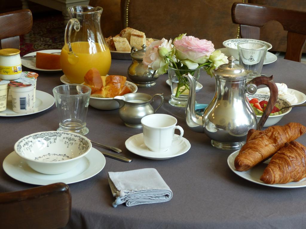 La Cour Des Carmes Bed & Breakfast Arras Exterior photo