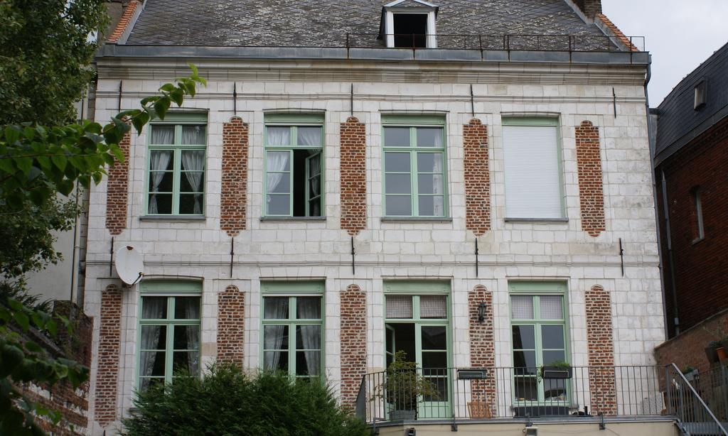 La Cour Des Carmes Bed & Breakfast Arras Exterior photo