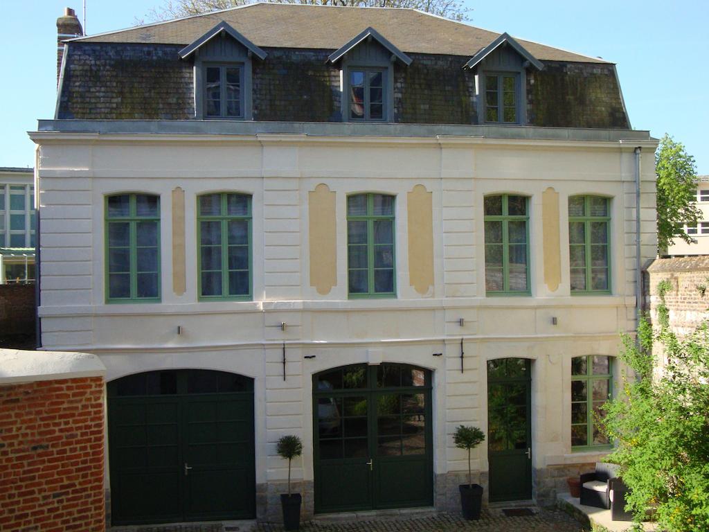 La Cour Des Carmes Bed & Breakfast Arras Exterior photo